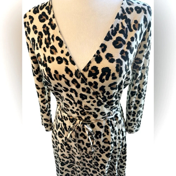 NWT Banana Republic Wrinkle Resistant Animal/Cheetah Print Wrap Dress SP - Picture 7 of 13